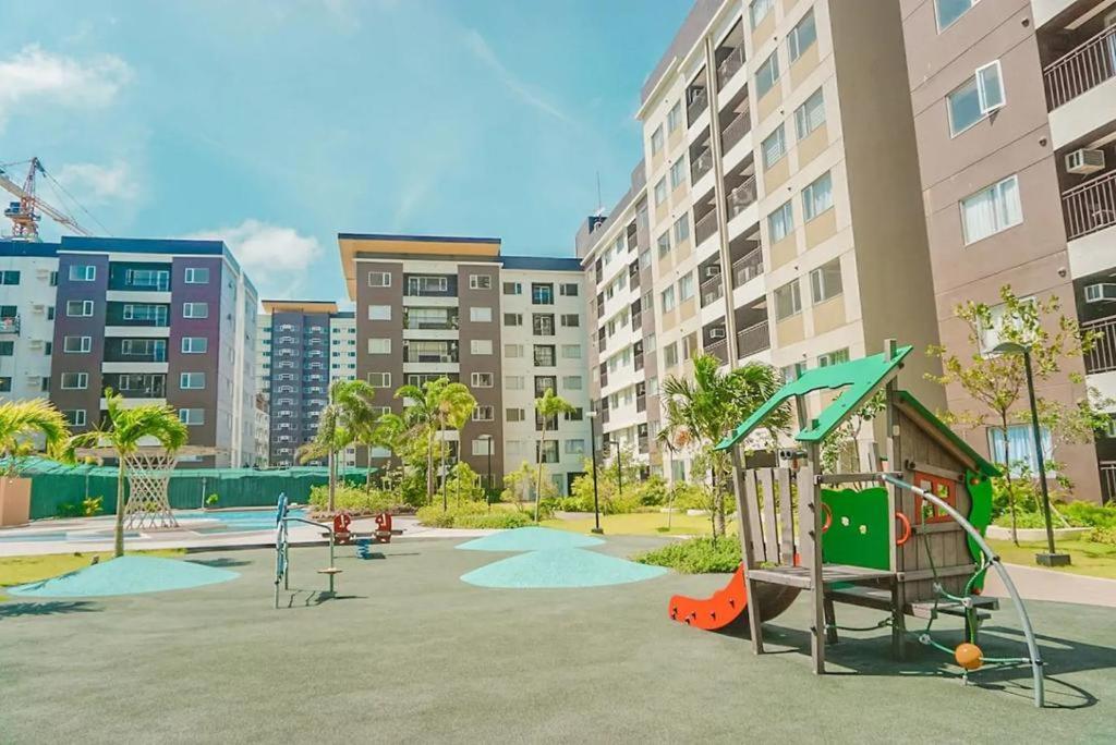 الشقق الفندقية Avida Atria T2-F ,5Mins To Festive Walk And 4 Mins To Iloilo Convention Center المظهر الخارجي الصورة